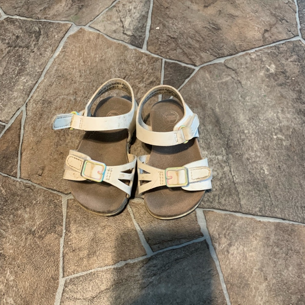Wonderkids Cream Sandals with Buckle